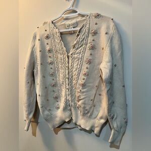 Lovely vintage knitted cardigan sweater
